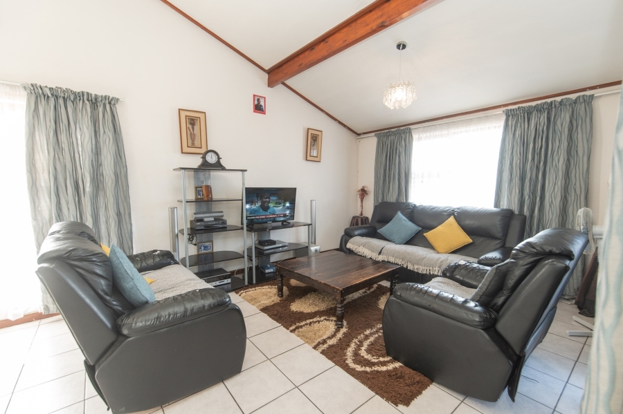 3 Bedroom Property for Sale in Kwamagxaki Eastern Cape